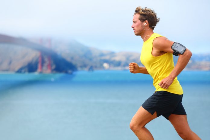 Dicas para correr mais rápido: a imagem mostra um homem correndo