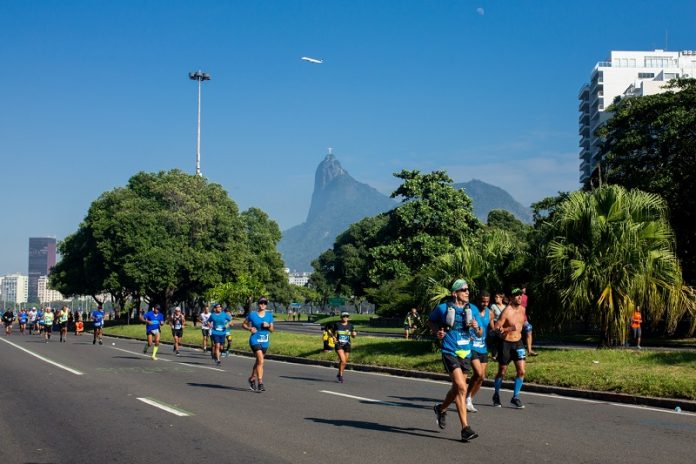 corredores durante a Maratona do Rio 2019