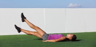 exercícios com elevação de pernas para o abdômen